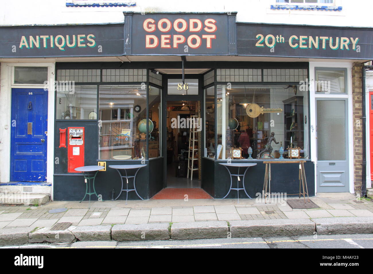 Almacén de mercancías, tienda de antigüedades, 86 High Street, Old Town, Hastings Hastings
