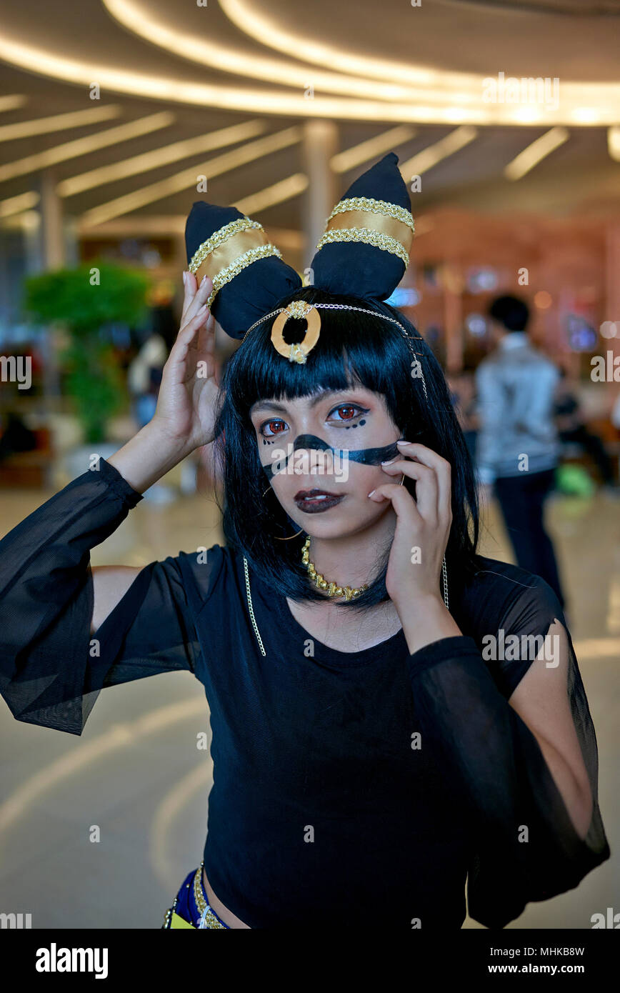 Cómic con traje Cosplay chica Bangkok Tailandia Sudeste de Asia Fotografía  de stock - Alamy