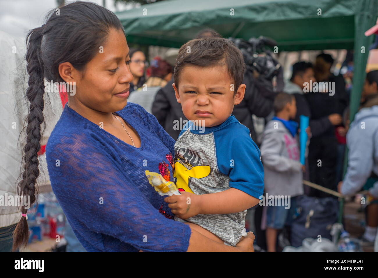 Tijuana M xico. El 1 de mayo de 2018. Los miembros de la caravana