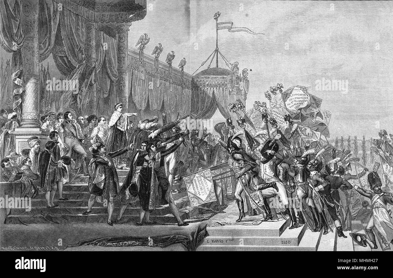 El emperador Napoleón distribuye 'eagles' (regimental flags &Amp; Roman-como estándares) a los miembros del ejército francés. Fecha: 5 de diciembre de 1804 Foto de stock