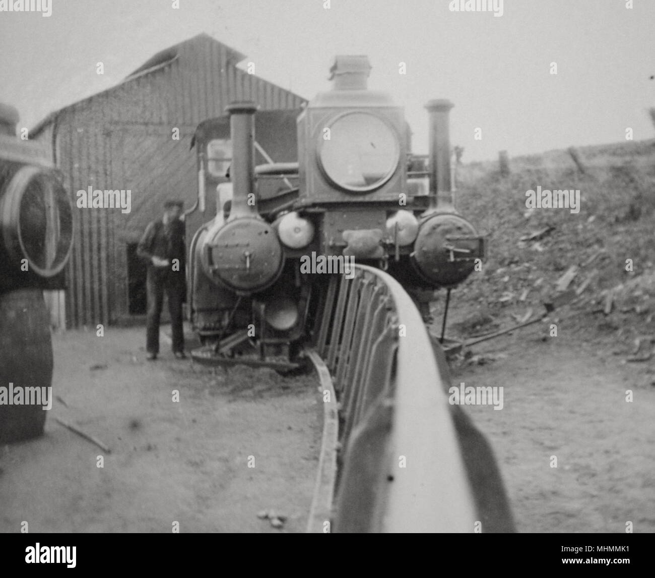 Fotografía de un motor de monorraíl de vapor, de los archivos de Gloucester Coach and Wagon Works en la Oficina de Registro de Gloucester. Foto de stock
