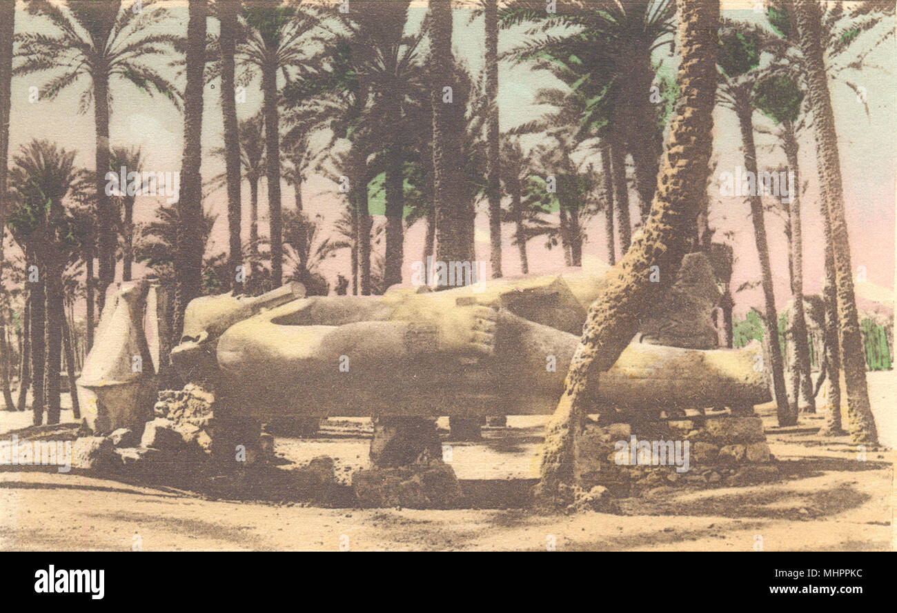 Egipto. Memphis. La estatua de Rameses. Coloreado a mano. 1900 impresión antigua Foto de stock