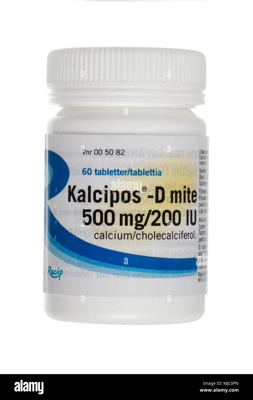 Estocolmo, Suecia - 14 de febrero de 2016: un pack de 60 piezas de tabletas Kalcipos-D que es un medicamento que contiene calcio y vitamina D, comercializado por R Foto de stock