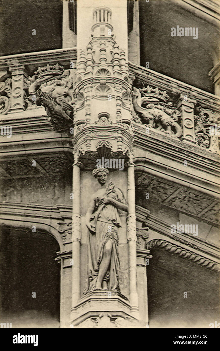 Escalera decoraciones en el castillo. De Blois. 1910 Foto de stock
