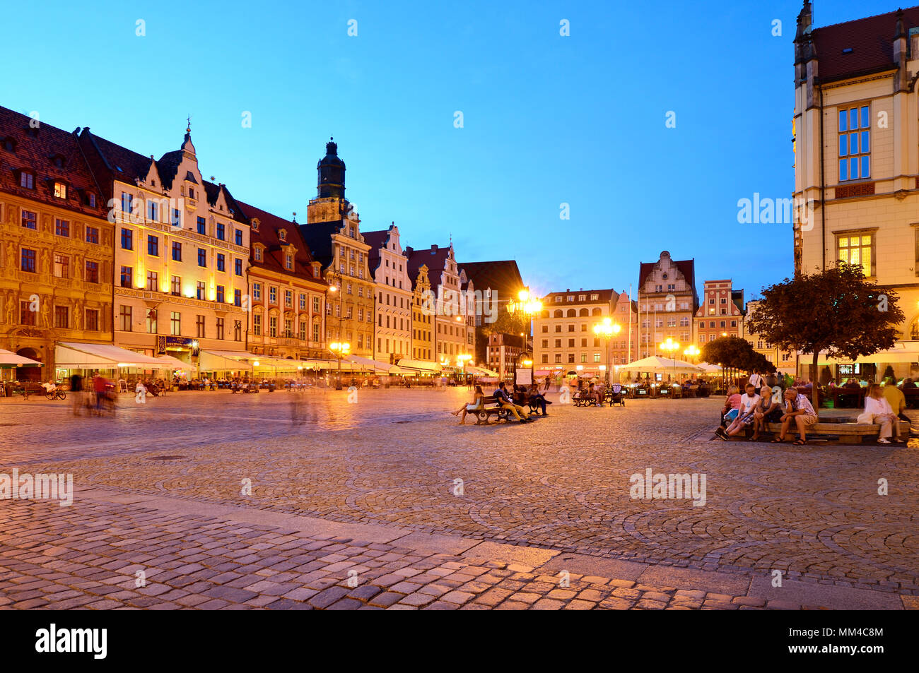 El Rynek (Plaza del Mercado). Este mercado medieval plaza es uno de los más grandes de Europa. Wroclaw, Polonia Foto de stock