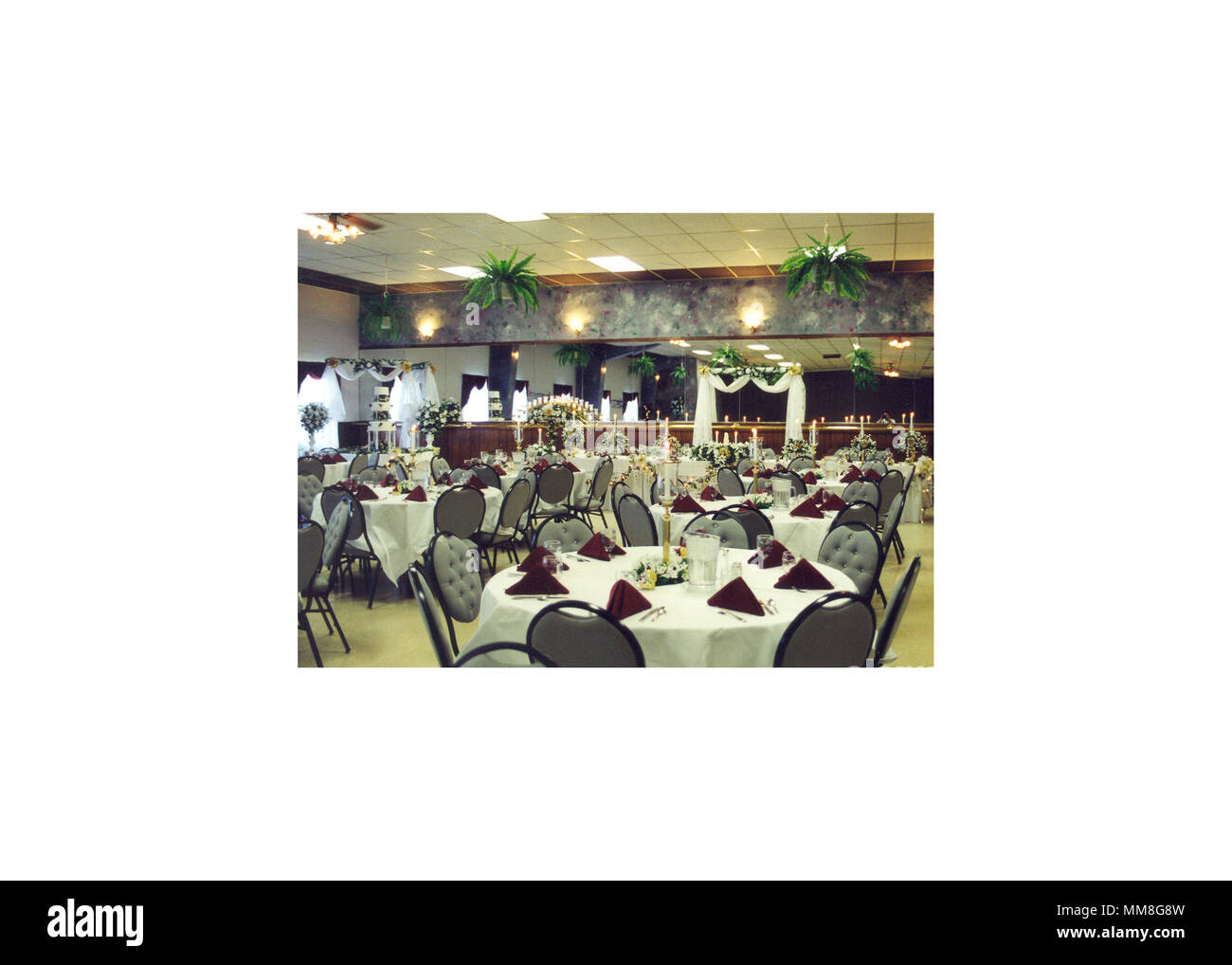 Sala de Banquetes decorado. tabla elegante formal para la celebración de bodas Foto de stock