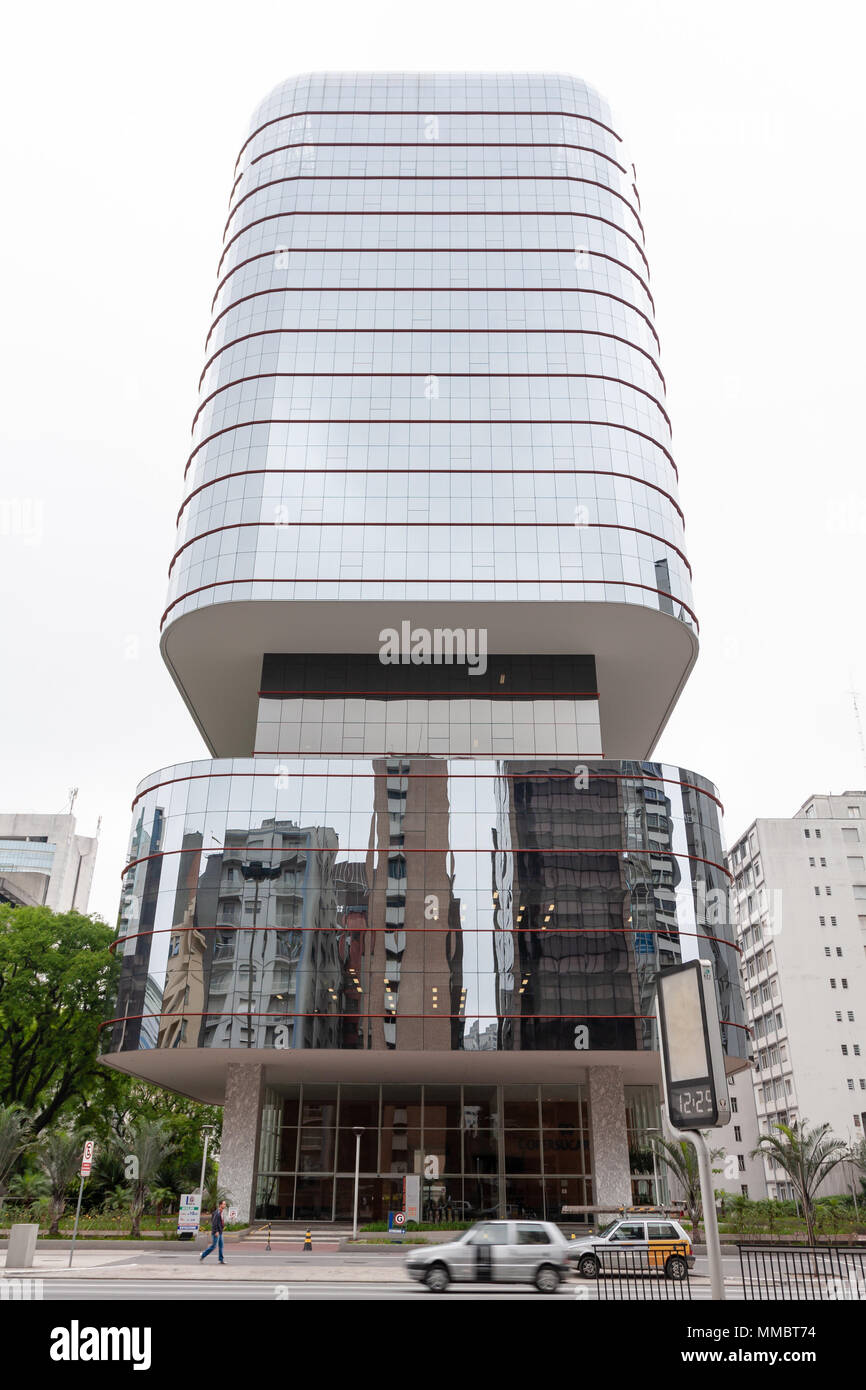Santa Catarina condominio edificio comercial (edificio comercial condominios), Av. Paulista, Bela Vista, Sao Paulo, Brasil. Foto de stock