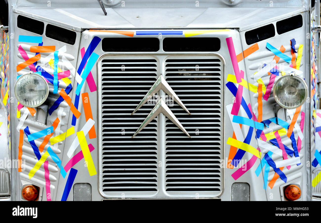 Coloridamente decoradas Citroed HY van en Londres, Inglaterra, Reino Unido. Foto de stock