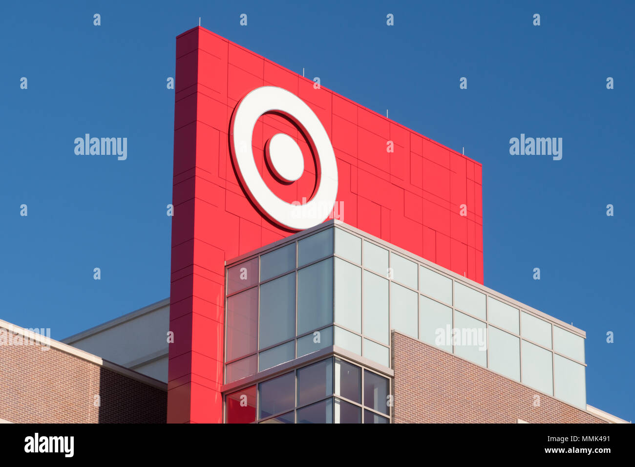 Target store fotografías e imágenes de alta resolución Alamy