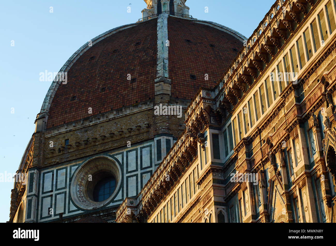 Duomo al amanecer (horizontal), Florencia, Italia. Foto de stock