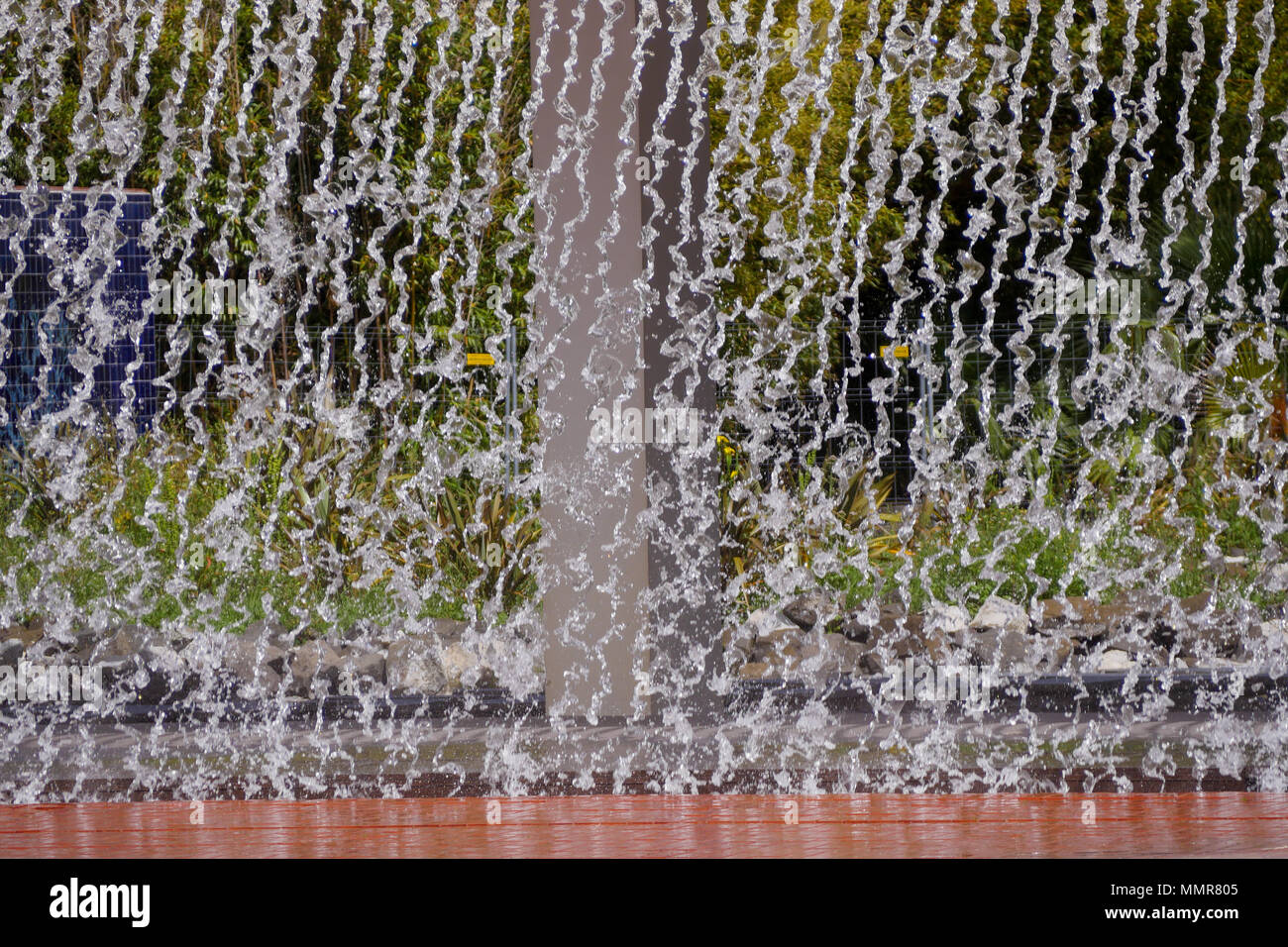 Cortina de agua Parque de las Naciones, distrito de Lisboa, Portugal  Fotografía de stock - Alamy