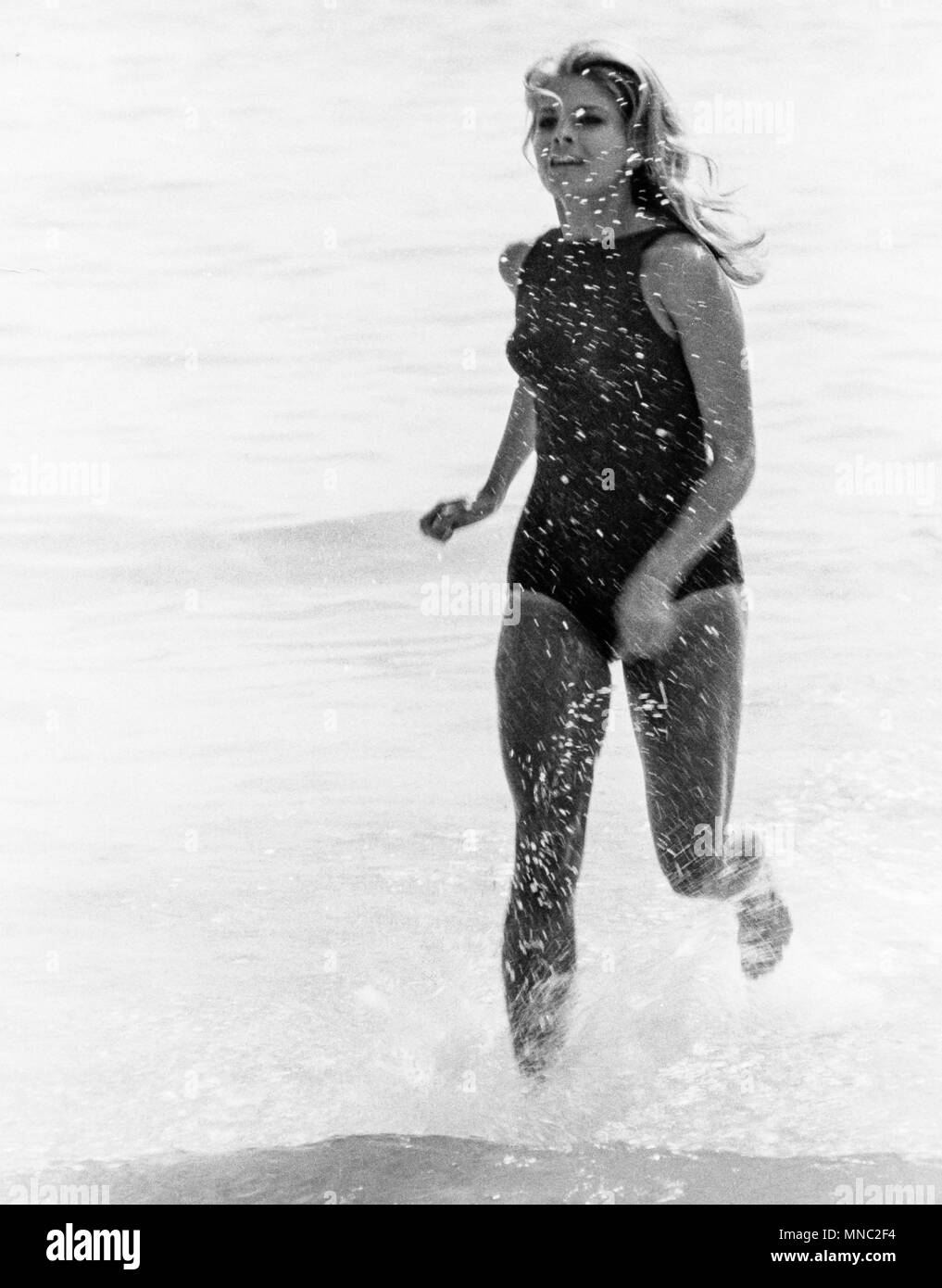 Candice Bergen, 60s Foto de stock