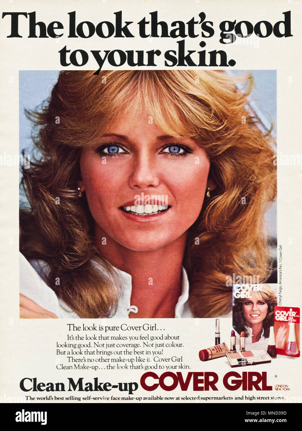 original antiguo publicidad Cover Girl make-up para anuncio en inglés magazine circa 1980 Fotografía de stock - Alamy