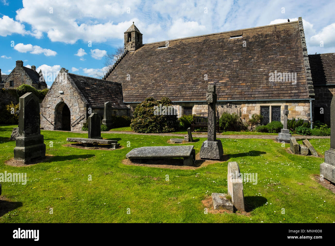 Iglesia de St Fillans en Aberdour en Fife, Escocia, Reino Unido Foto de stock