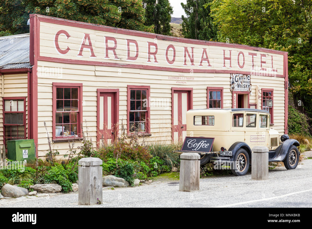 Nueva Zelandia cardrona hotel en una antigua ciudad goldrush Crown Range road cardrona, Isla del Sur, Nueva Zelanda Foto de stock