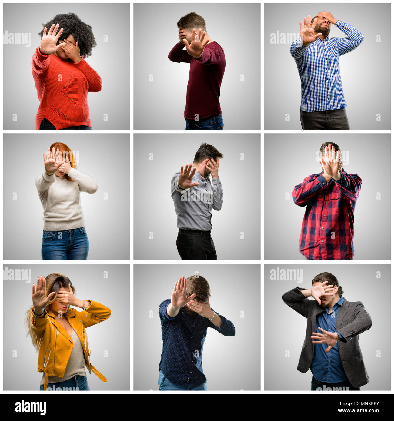 Grupo mixto de personas, mujeres y hombres estresante tímido y mantener la  mano sobre la cabeza, cansado o frustrado Fotografía de stock - Alamy