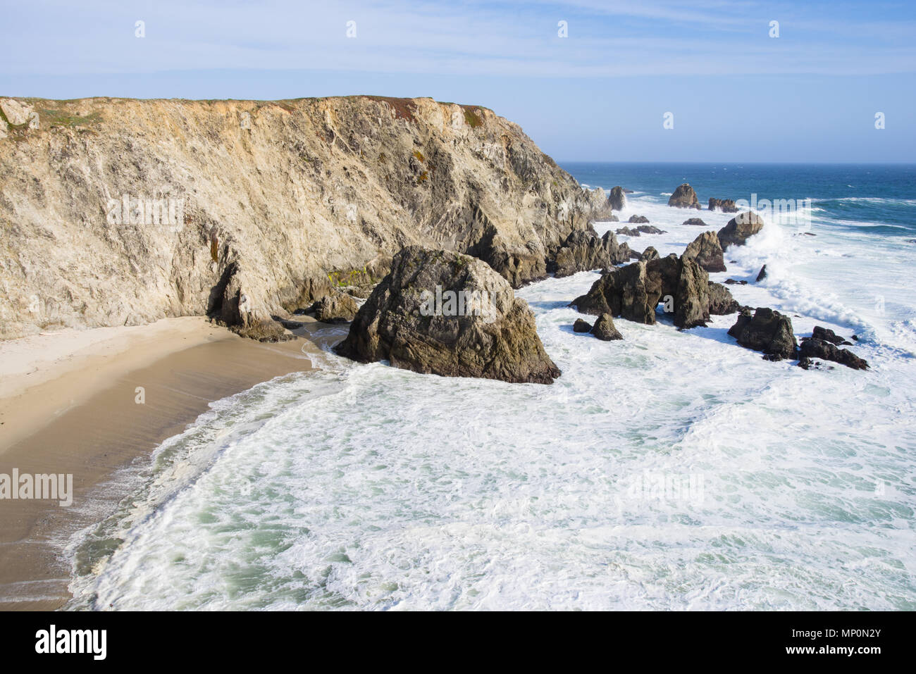 Acantilados a lo largo de Point Reyes National Seashore Foto de stock