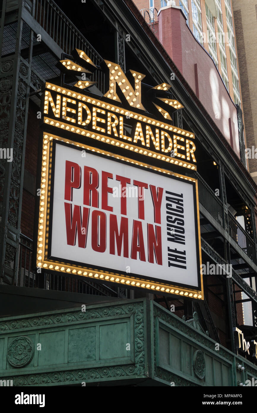 David T. Nederlander Theatre y "Pretty Woman", NYC Marquee Foto de stock