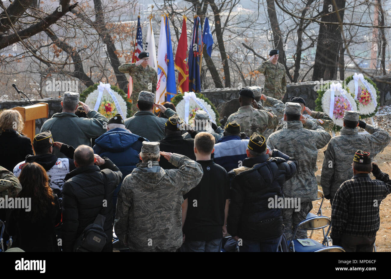 66 aniversario de la batalla de la colina 180 fotografías e imágenes de