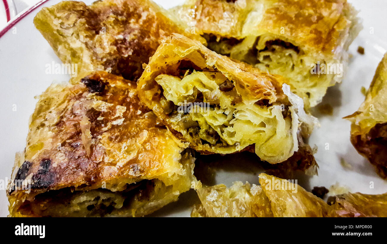 Pastel de carne turco fotografías e imágenes de alta resolución Alamy
