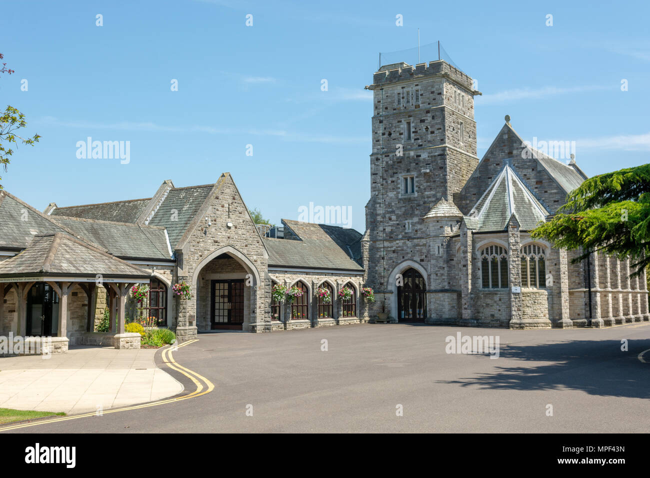 Edificio de crematorio, Bournemouth, Dorset, Reino Unido Foto de stock