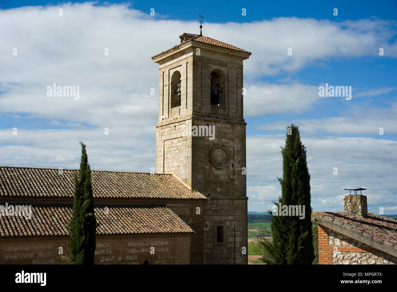 Iglesia de San Juan Bautista. Hita, Guadalajara, España. Foto de stock