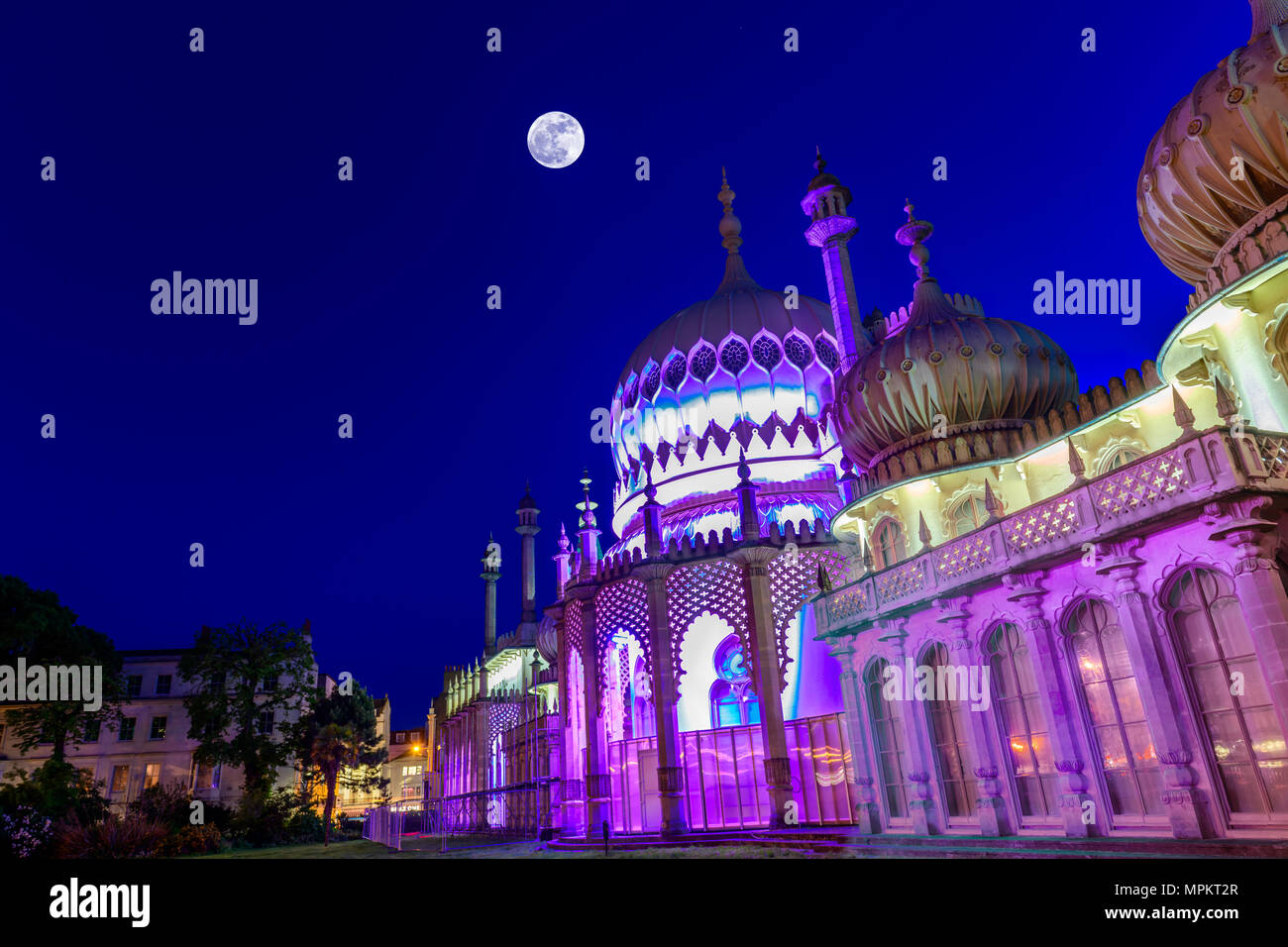 Royal Pavilion, Brighton en penumbra. Foto de stock