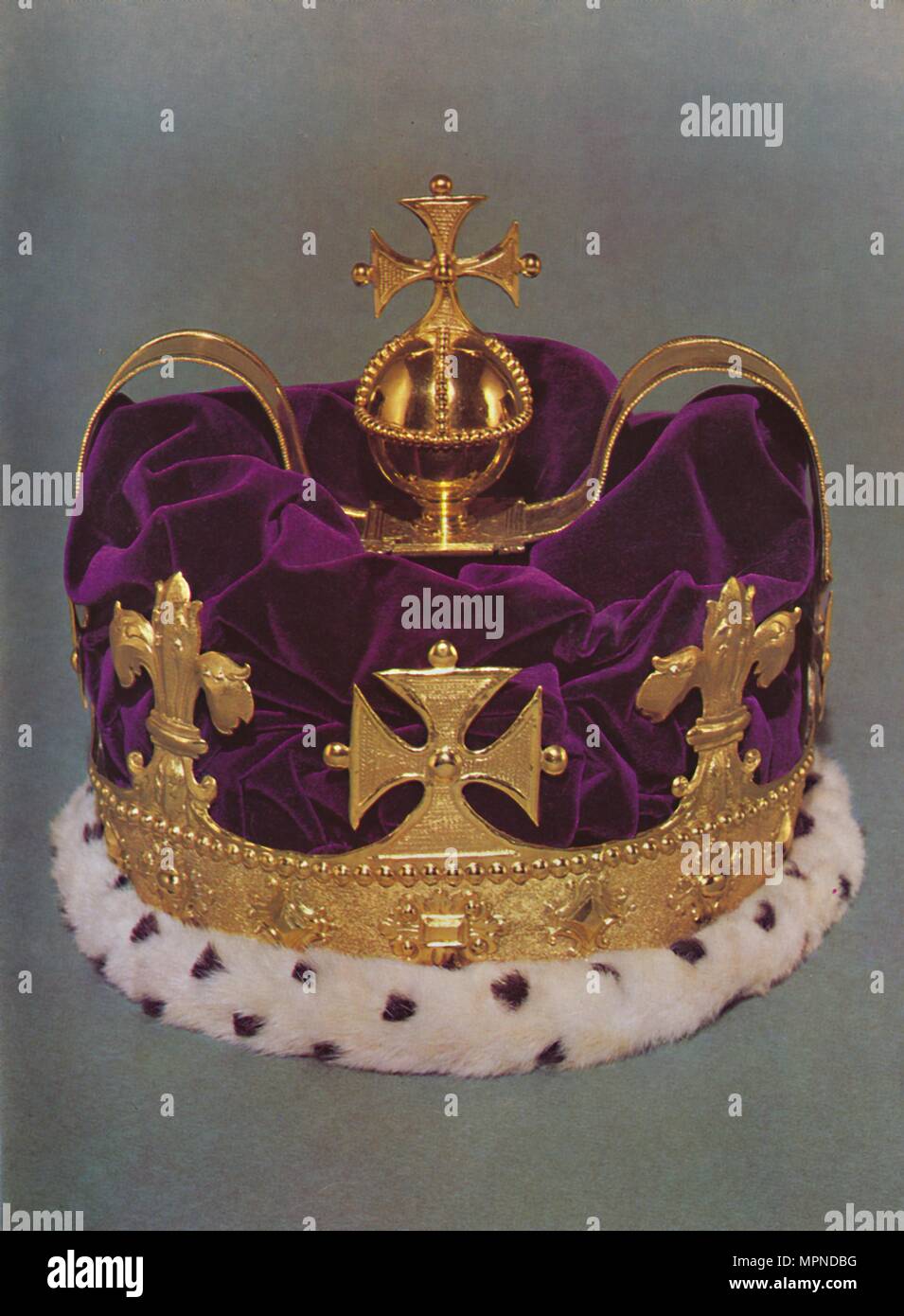 La corona hecha por el Príncipe de en 1729', de 1953. Artista: Desconocido Fotografía de stock - Alamy