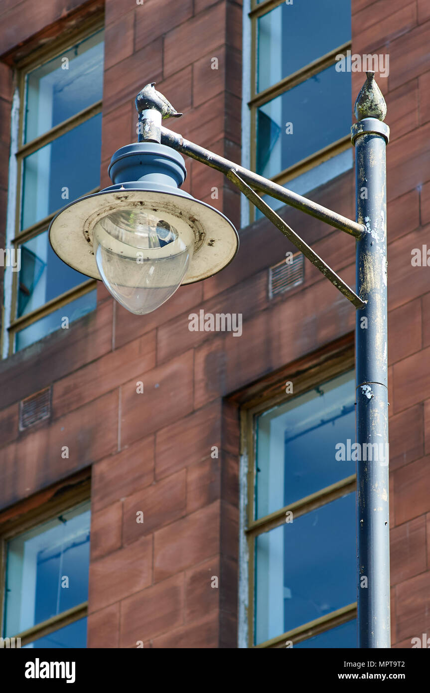 Lámpara de la calle Victoriano en las calles de Glasgow Foto de stock