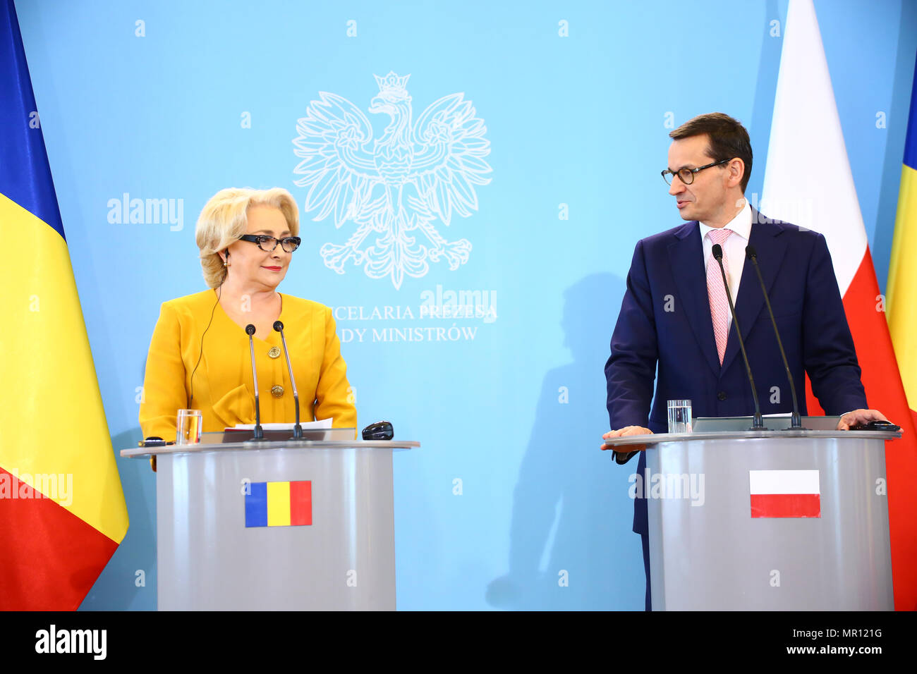 Polonia, Varsovia, 25 de mayo de 2018: el Primer Ministro rumano, Viorica Dancila celebró una conferencia de prensa conjunta con el Primer Ministro polaco Mateusz Morawiecki tras consulta gubernamental en Varsovia. ©Jake Ratz/Alamy Live News Foto de stock