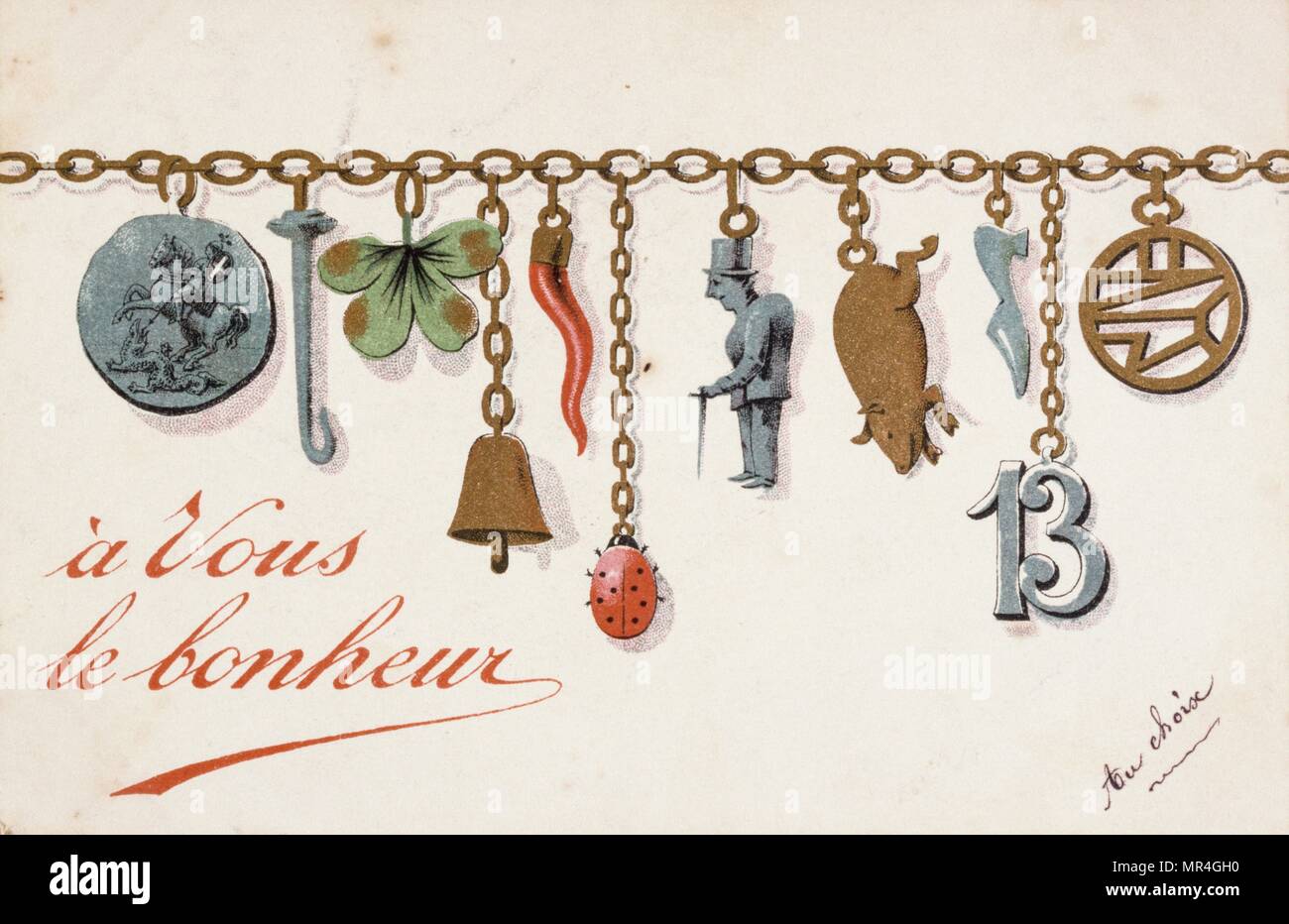 Tarjeta de felicitación francesa con buena suerte encantos como elementos decorativos, 1900 Foto de stock