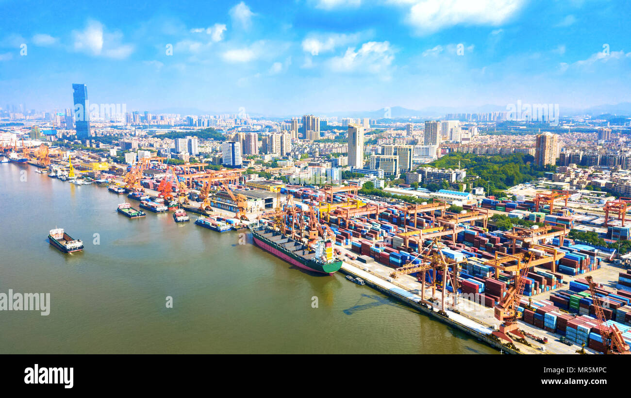 Puerto Huangpu Wharf, la ciudad de Guangzhou, Provincia de Guangdong  Fotografía de stock - Alamy