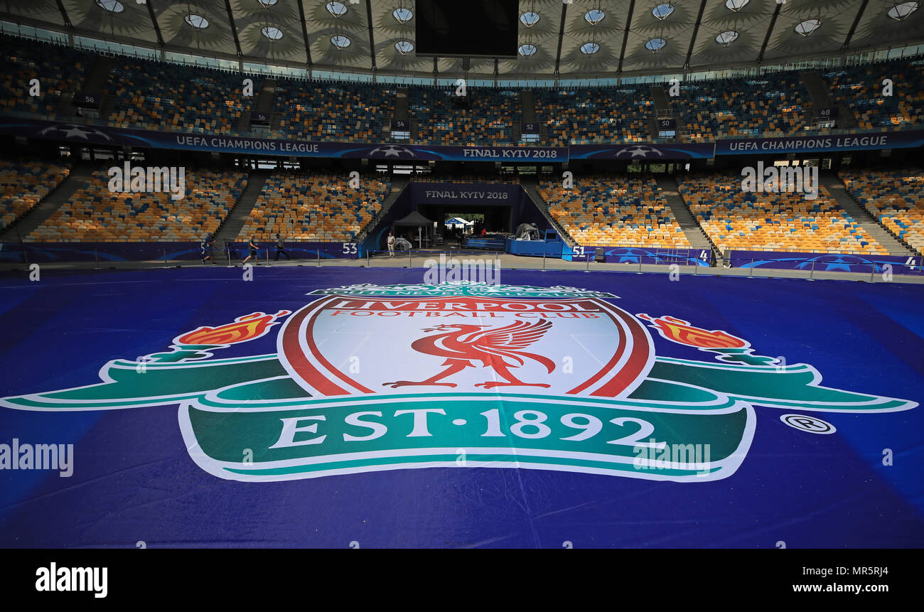 Una vista general de cresta de Liverpool en el estadio Olimpiyskiy NSK en Kiev, el jugará el Real Madrid en la final de la UEFA Champions League mañana