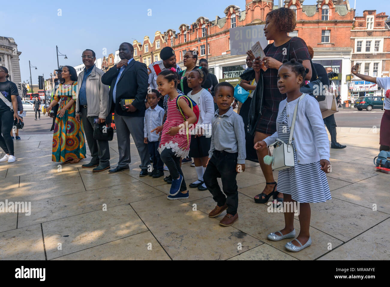 Iglesia adventista del séptimo día fotografías e imágenes de alta resolución - Página 6 - Alamy Iglesia adventista del séptimo día fotografías e imágenes de alta resolución - Página 6 - Alamy