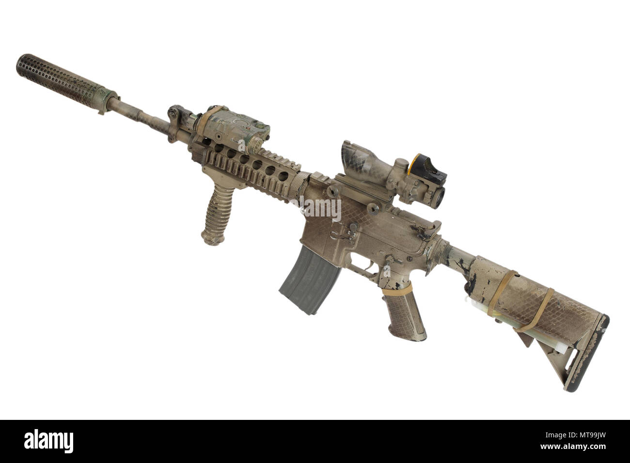M4 con rifle de fuerzas especiales - supresor aislado sobre un fondo blanco  Fotografía de stock - Alamy