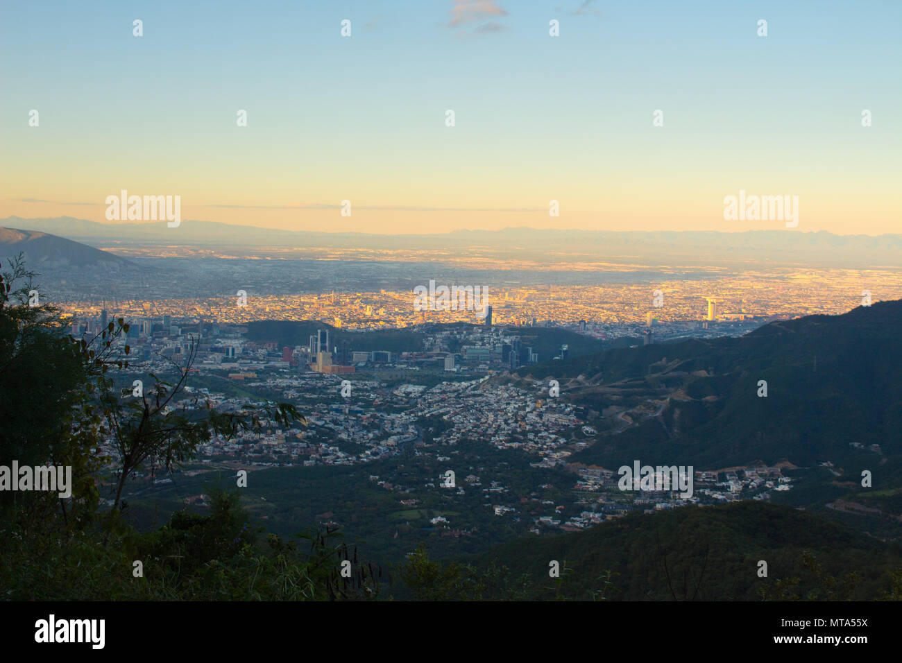 Paisaje de Monterrey, tomadas desde Chipinque parque natural Foto de stock