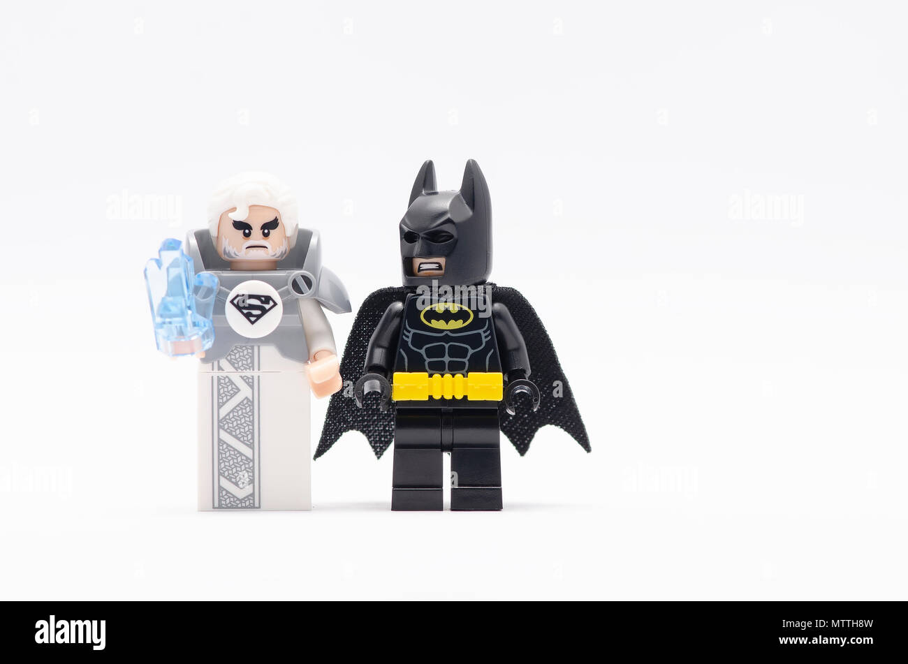 Batman lego fotografías e imágenes de alta resolución - Alamy