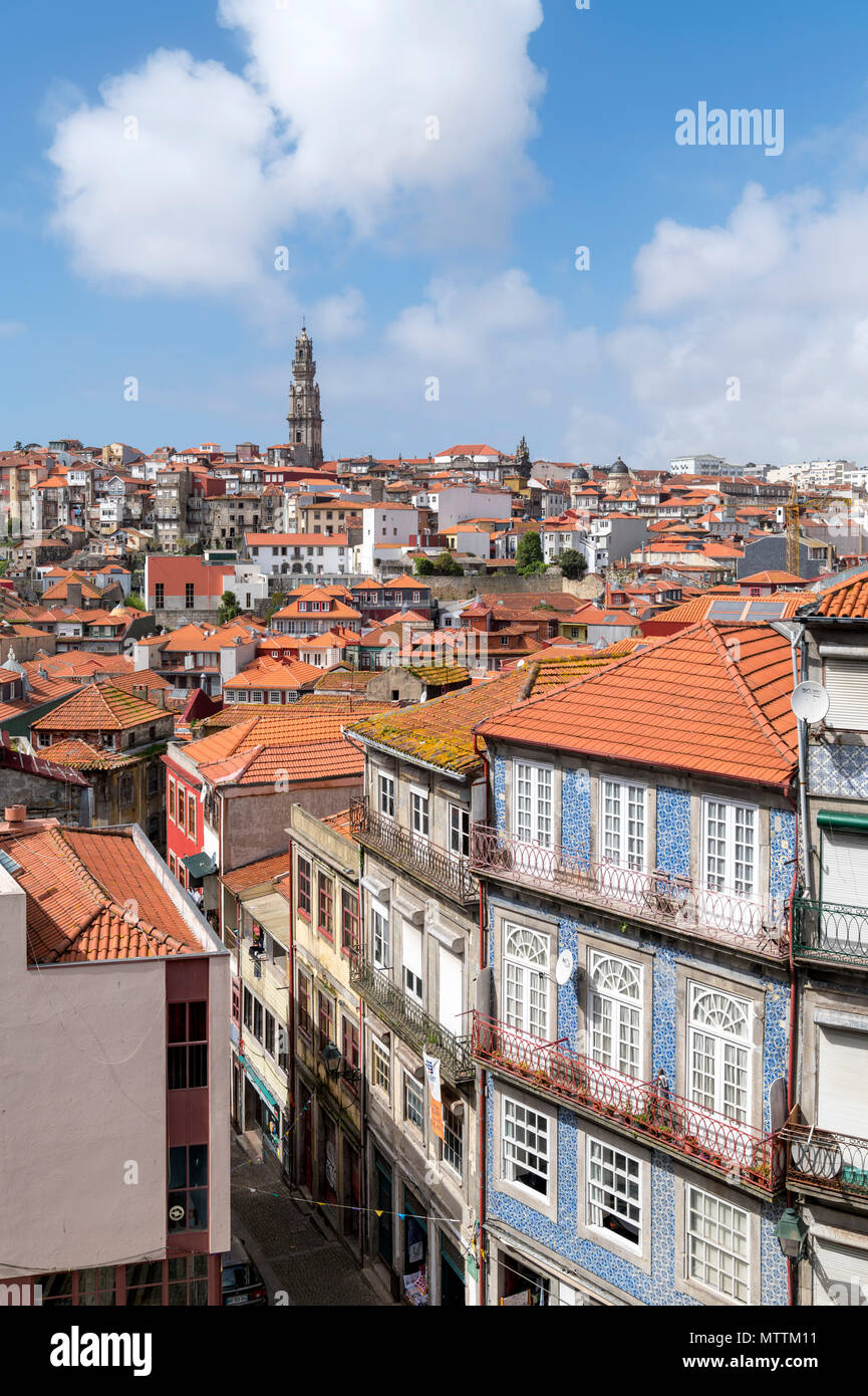 Vistas De Torre Dos Clerigos Fotografías E Imágenes De Alta Resolución ...