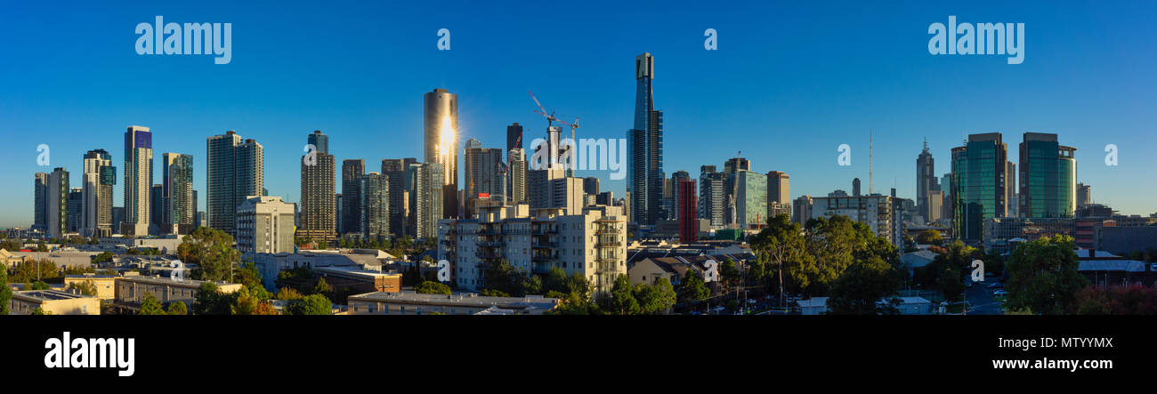 Vistas del horizonte de la ciudad de Southbank, Melbourne, Victoria, Australia Foto de stock
