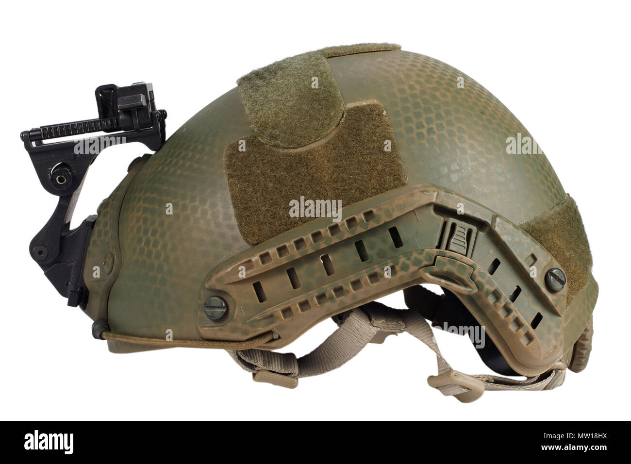 Us army casco Kevlar con visión nocturna sobre aislados de montaje Fotografía de - Alamy