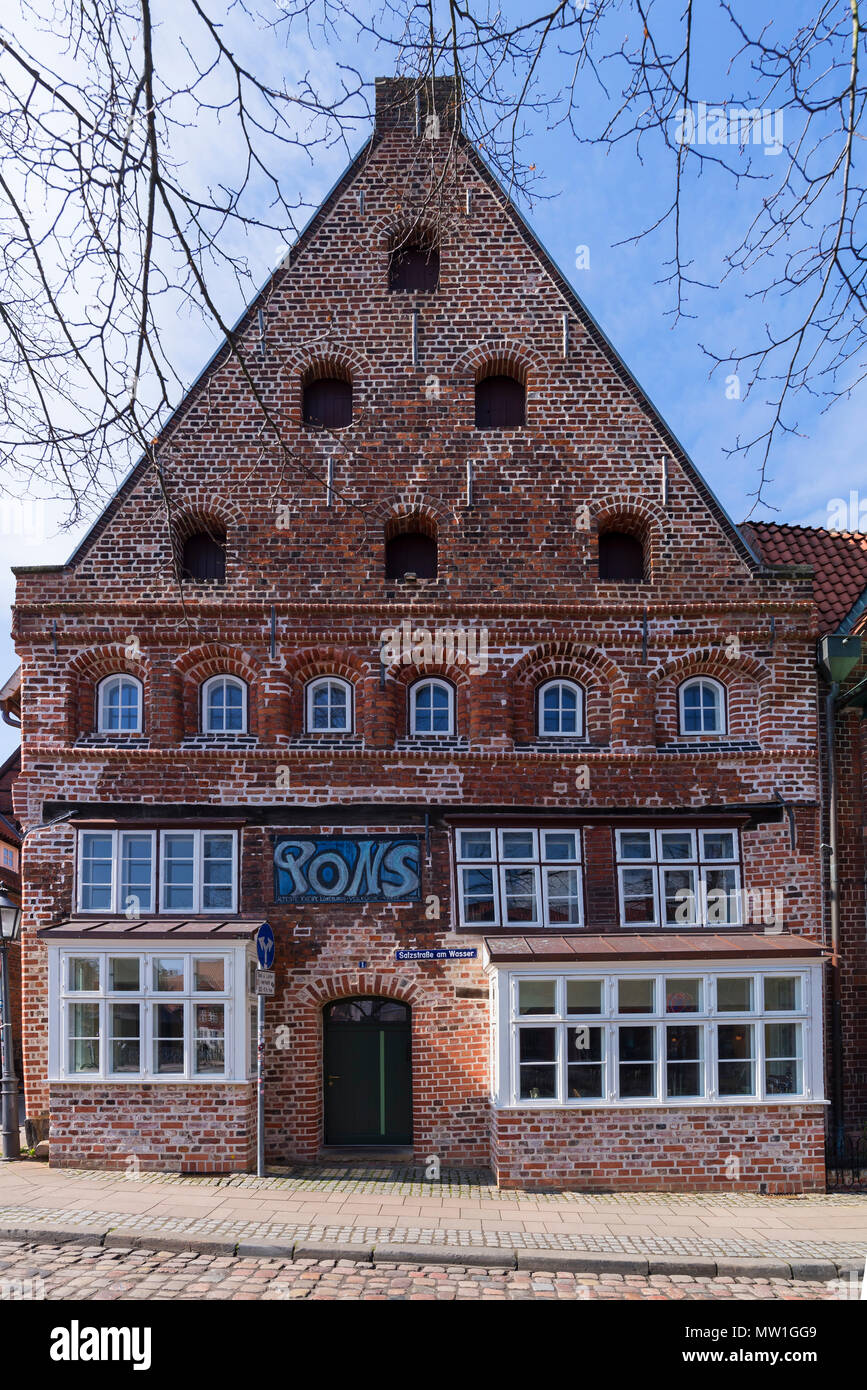 Pons, el pub más antiguo en Lüneburg alrededor de 1500, Lüneburg, Baja Sajonia, Alemania Foto de stock