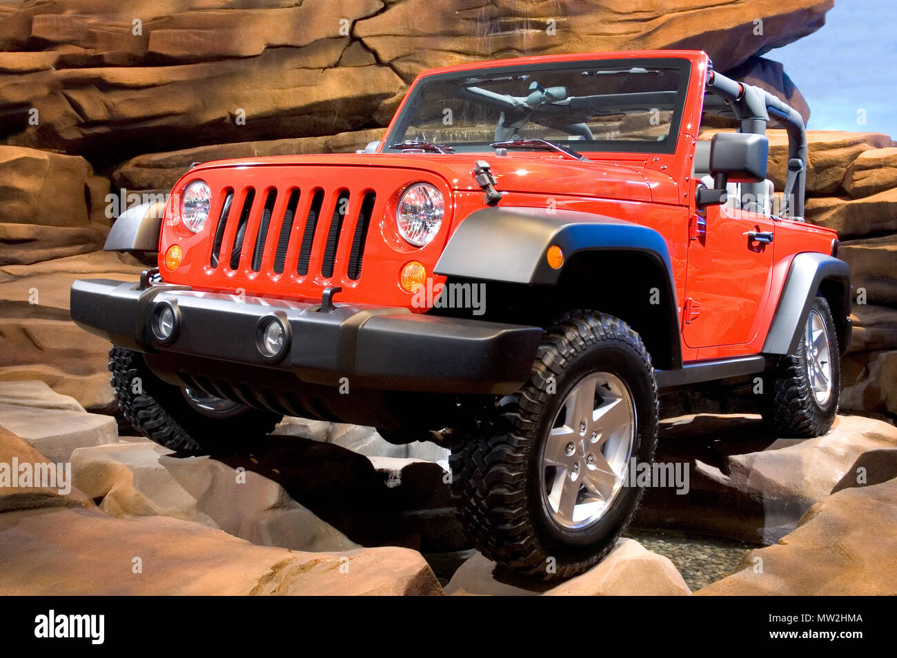 Inmundo País Min Jeep wrangler rubicon auto fotografías e imágenes de alta resolución - Alamy