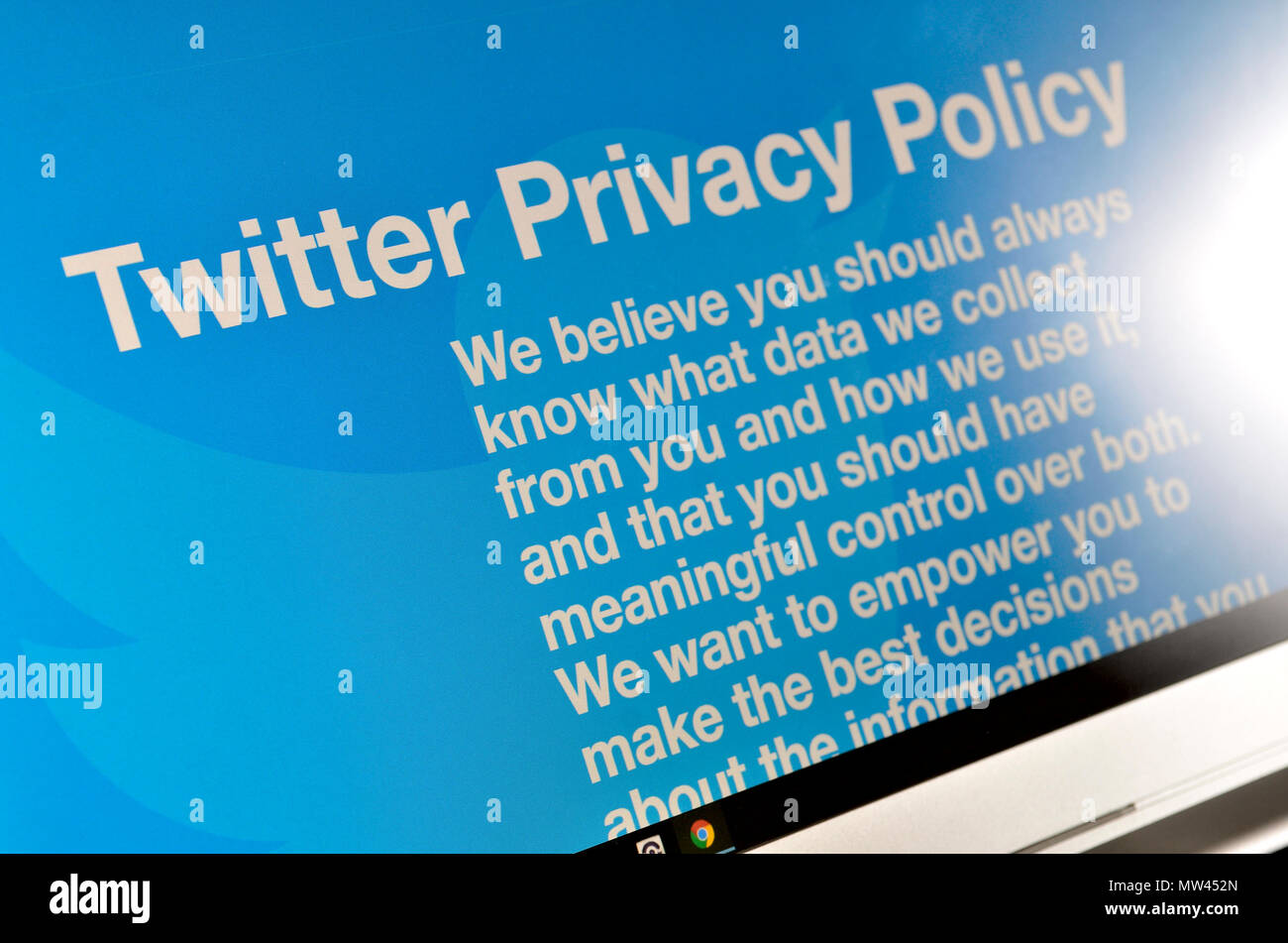 Twitter página de Política de privacidad en un ordenador portátil (2018) Foto de stock