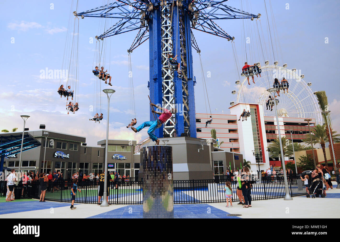 Gente Viaje En El Orlando Starflyer Gente Viaje En El Orlando Starflyer