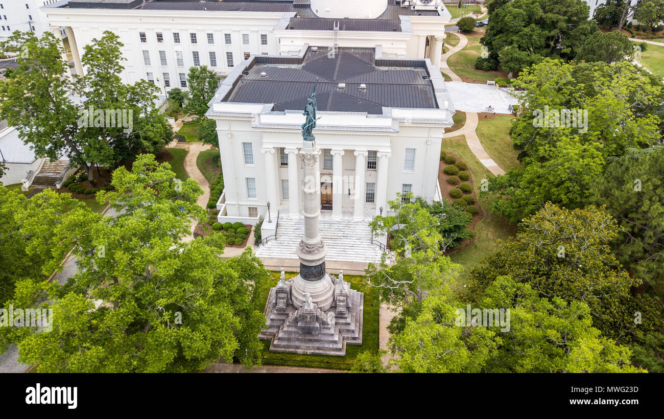 Monumento Conmemorativo confederado, el Edificio del Capitolio, Montgomery, Alabama, EE.UU. Foto de stock