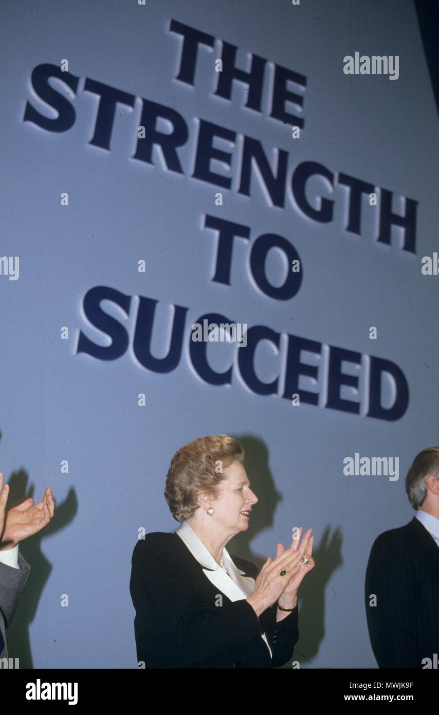 MARGARET THATCHER (1925-2013), dirigente del Partido Conservador en 1990 Foto de stock
