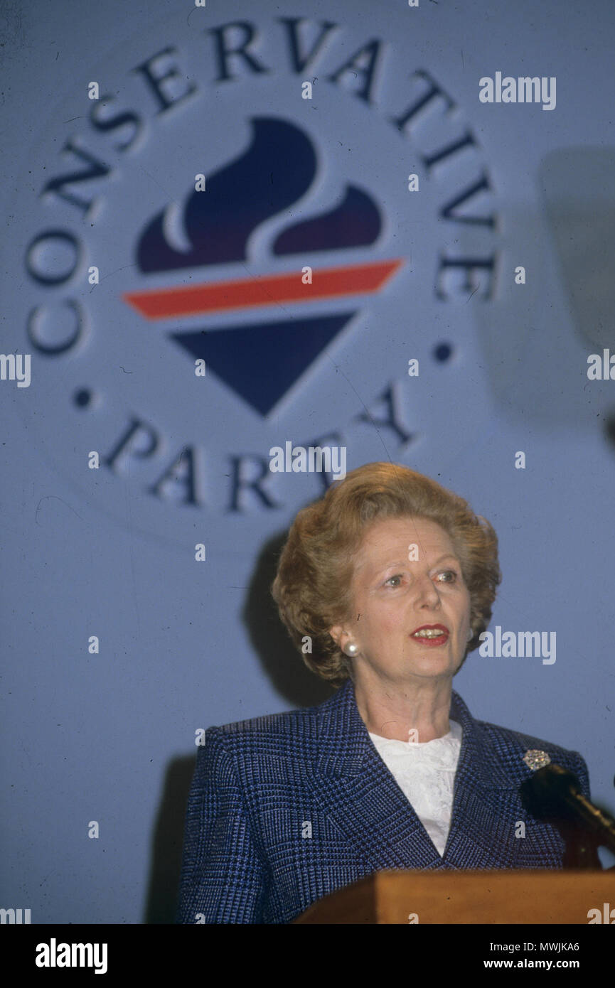 MARGARET THATCHER (1925-2013), dirigente del Partido Conservador en 1990 Foto de stock