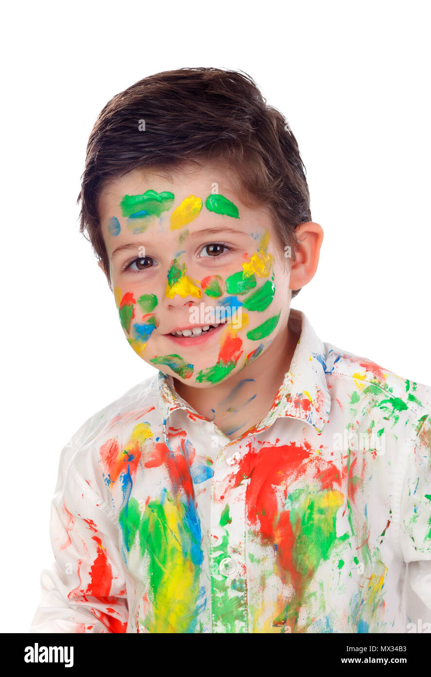 Un niño de 2-3 años en una camiseta de rayas multicolor dibuja guasya  pinturas en papel. Ocio y entretenimiento para niños, desarrollo infantil  Fotografía de stock - Alamy