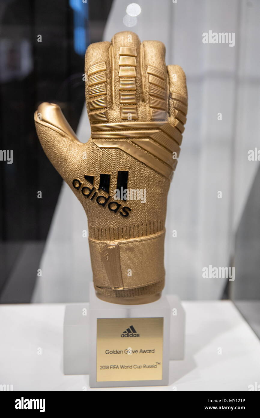 adidas Guantes dorado