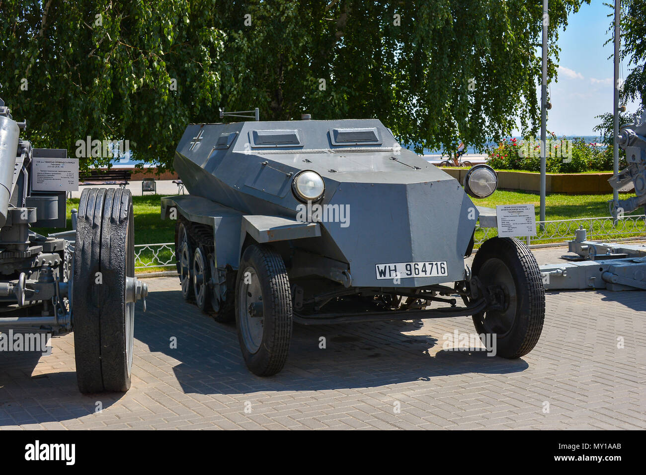 Rusia, Volgogrado, 12 de mayo de 2018 Exposición de equipo militar de la Segunda Guerra Mundial Foto de stock